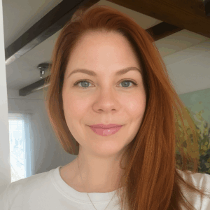 files/Chat-GPT-Image-of-me-for-LinkedIn-No-glasses-300x300.png